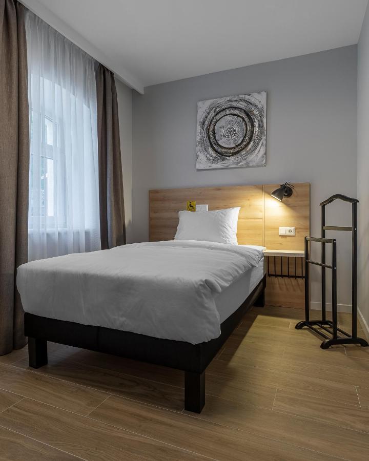 Kontrakt Boutique Hotel Kiev Luaran gambar