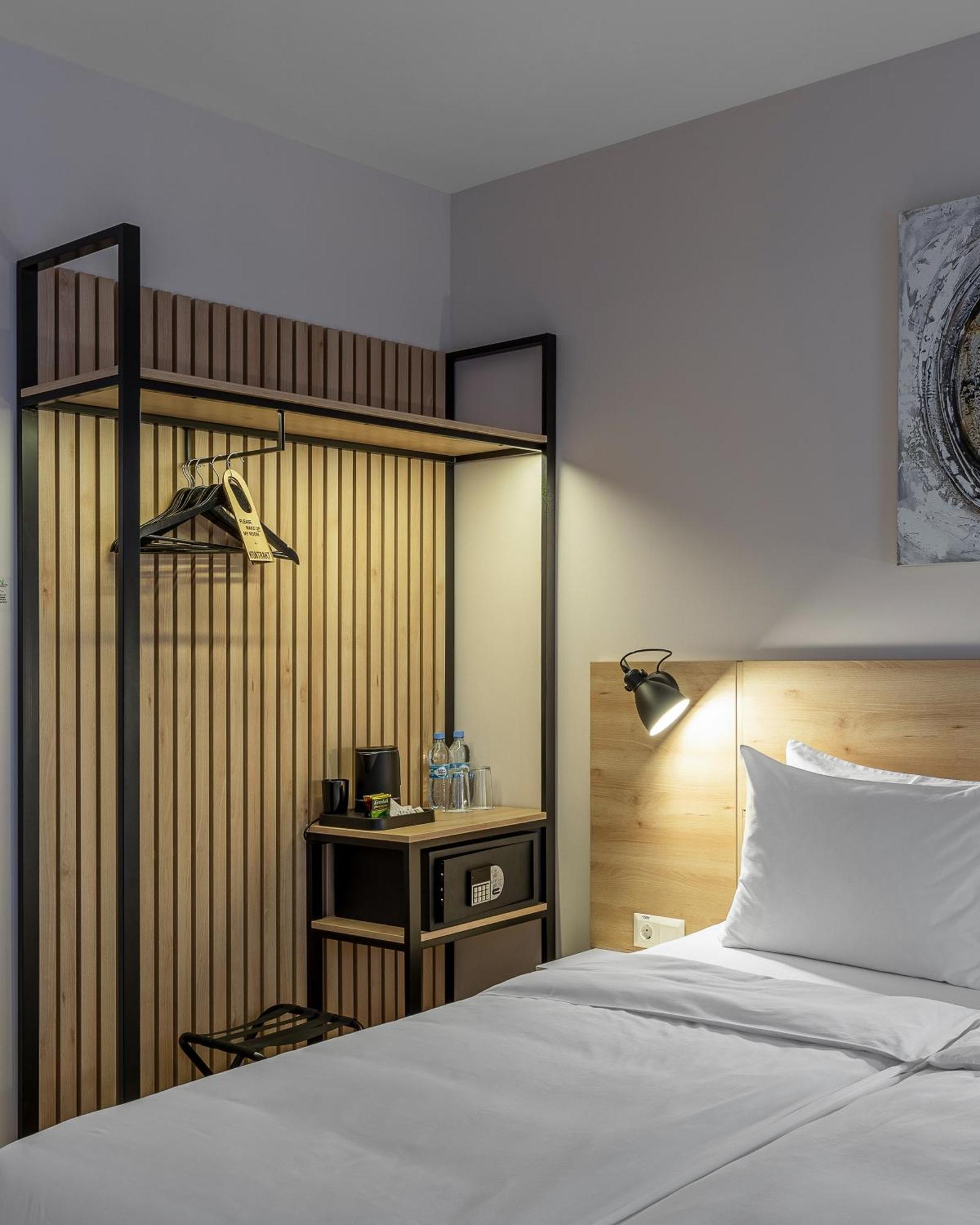 Kontrakt Boutique Hotel Kiev Bilik gambar
