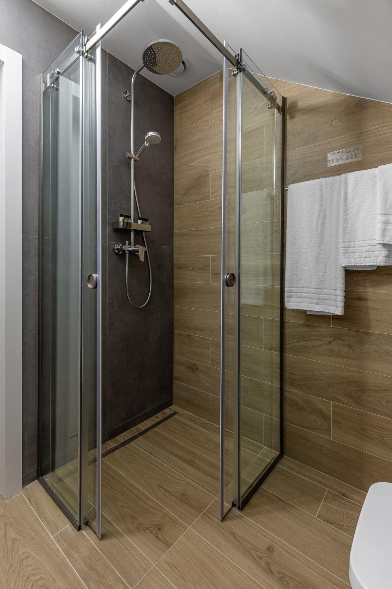 Kontrakt Boutique Hotel Kiev Bilik gambar